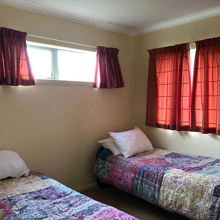 Korimako Ridge - Lake Hawea Holiday Home المظهر الخارجي الصورة