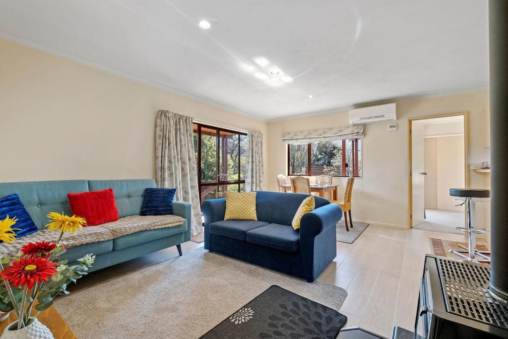 Korimako Ridge - Lake Hawea Holiday Home المظهر الخارجي الصورة