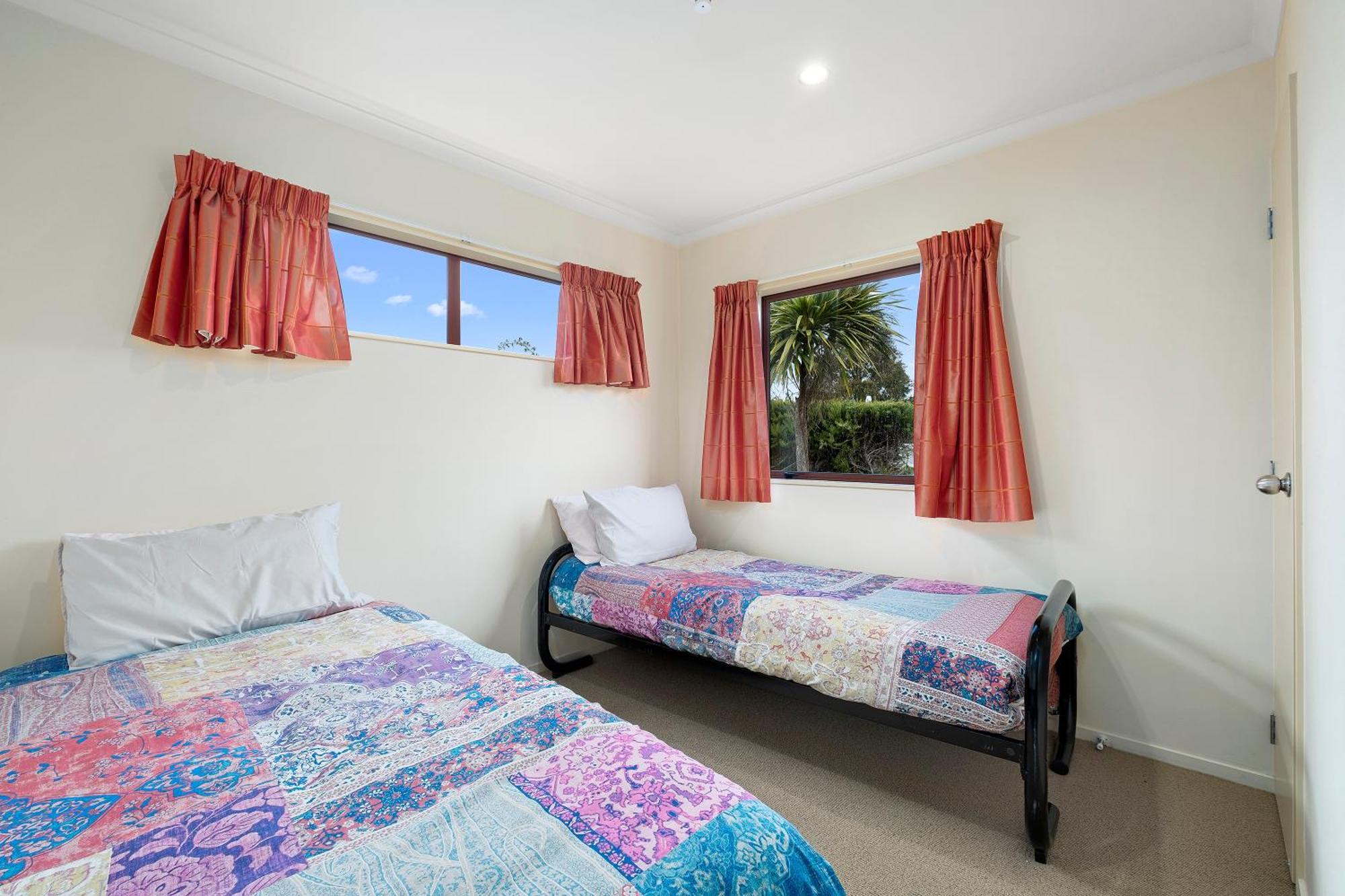 Korimako Ridge - Lake Hawea Holiday Home المظهر الخارجي الصورة