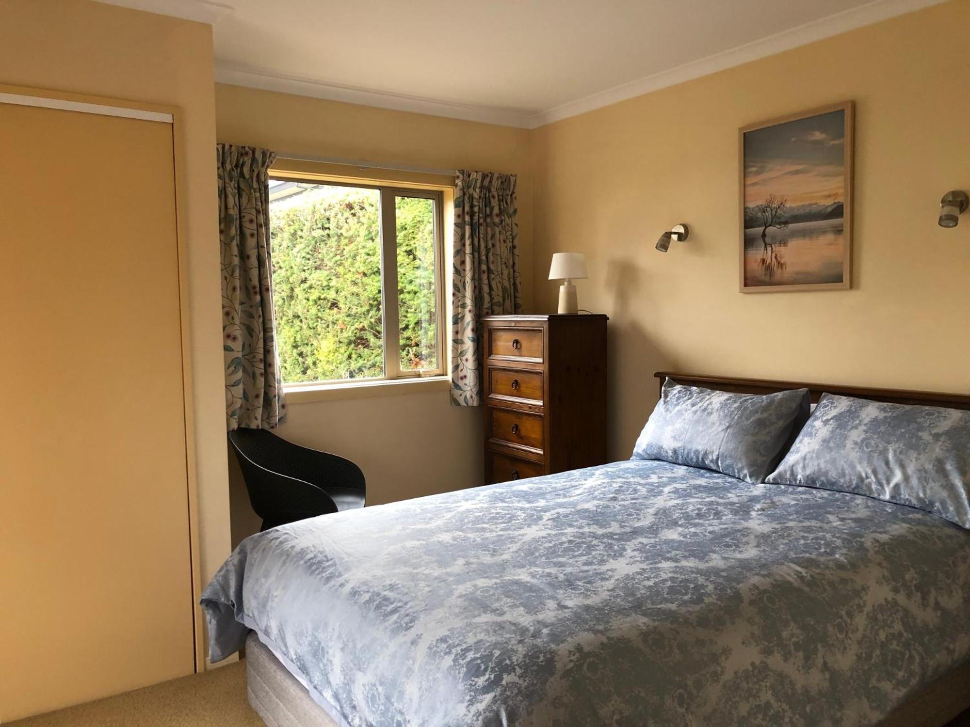 Korimako Ridge - Lake Hawea Holiday Home المظهر الخارجي الصورة